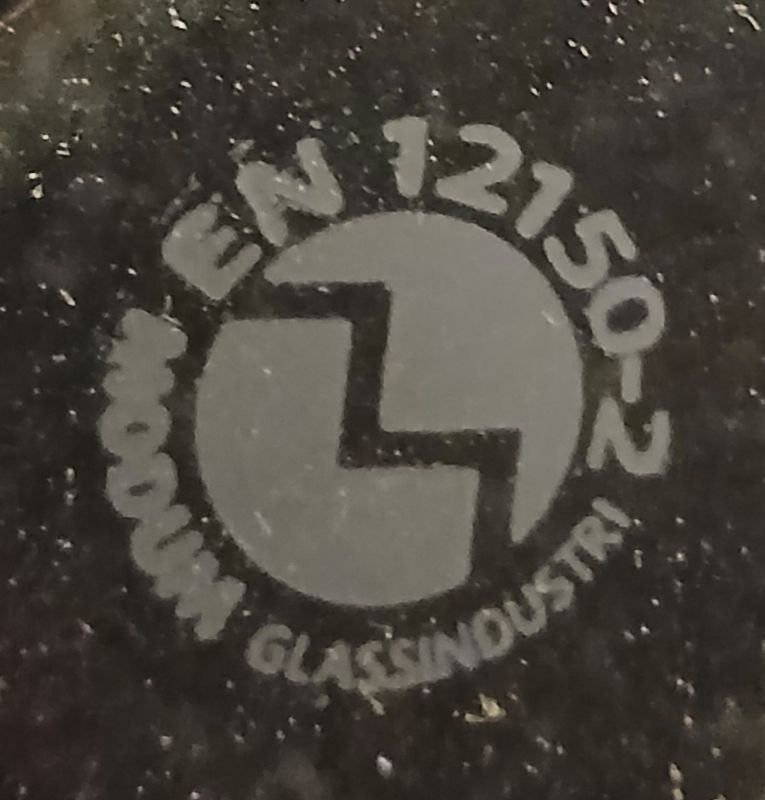 Moelven Modus glassvegg 870mm, sort - pent brukt