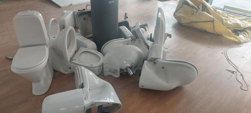 Servanter og toaletter