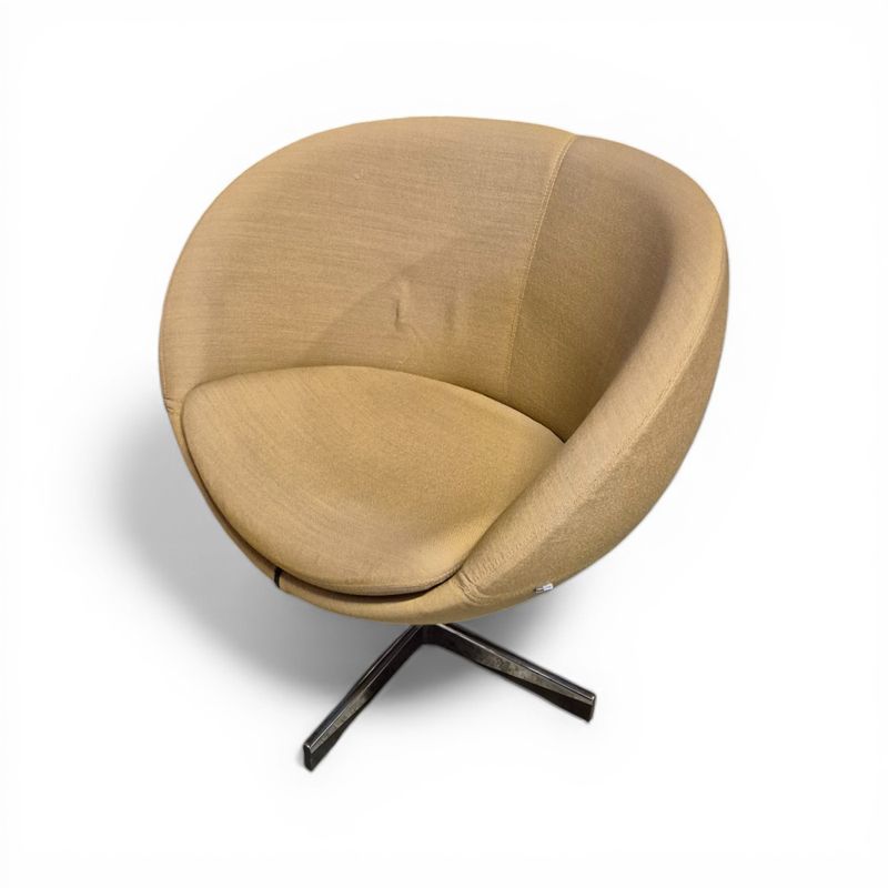 ForaForm planet stol, sennepgul