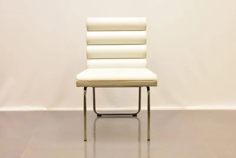 Chicago lenestol av Gunilla Allard for Lammhults
